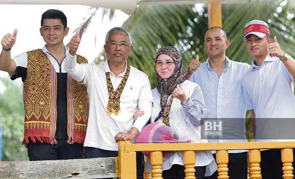 Kembara Kenali Borneo rapatkan rakyat di bawah lembayung diraja