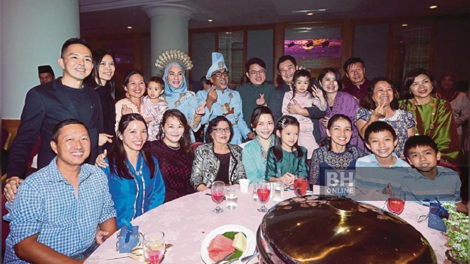 Majlis resepsi pengubat rindu