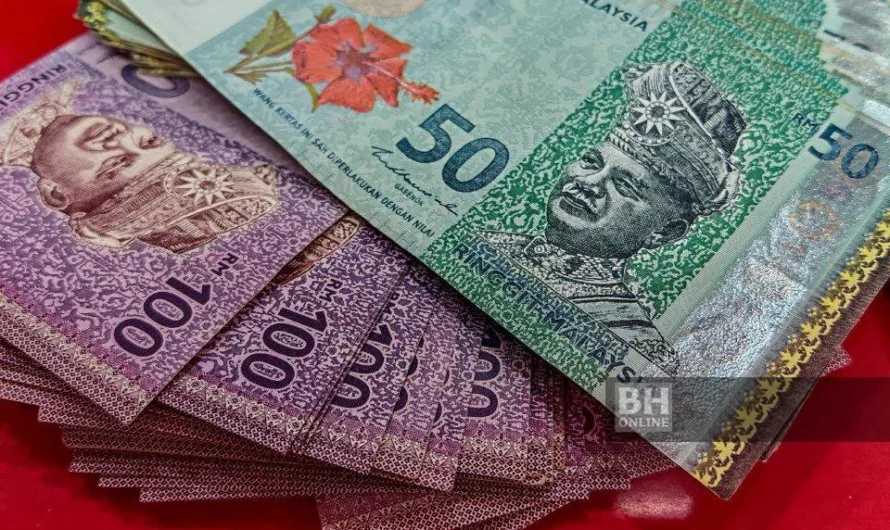 Ringgit dibuka lebih tinggi berbanding dolar AS