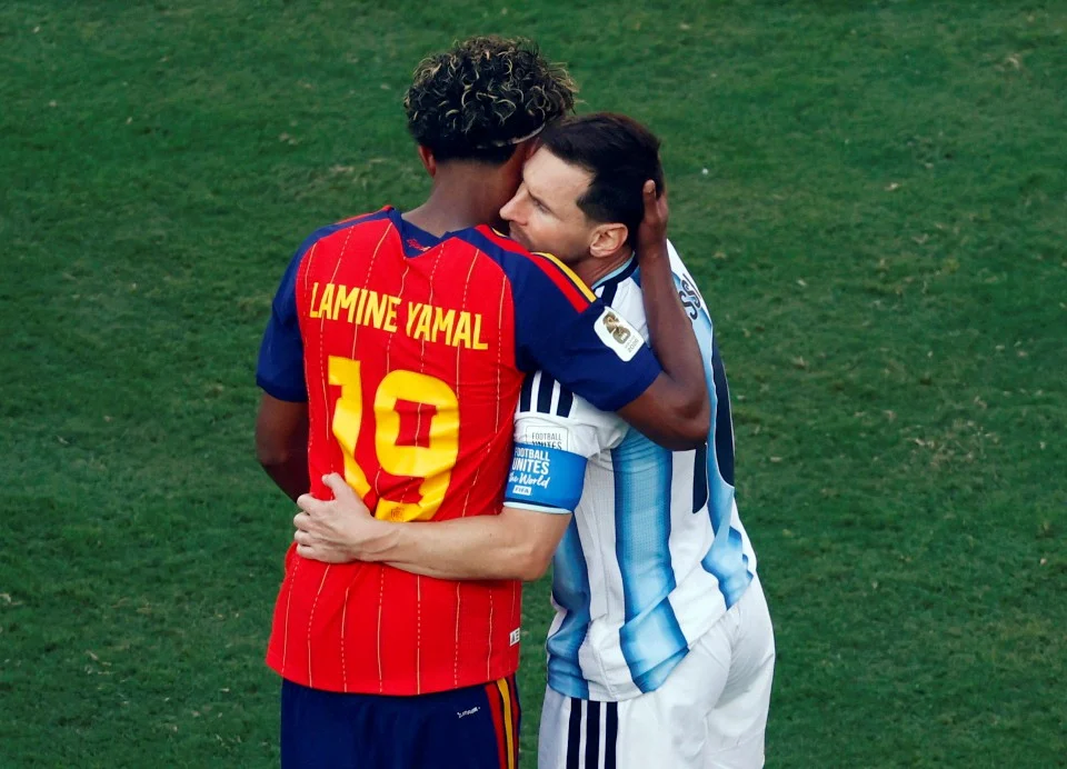 Pesanan emas Messi buat Yamal